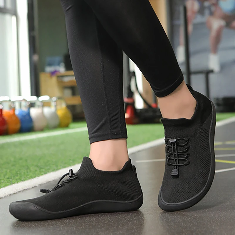 New Wide Palm Fly Woven Casual Shoes Comfortable Breathable Sports Weightlifting Shoes for Summer Barefoot Loose Design