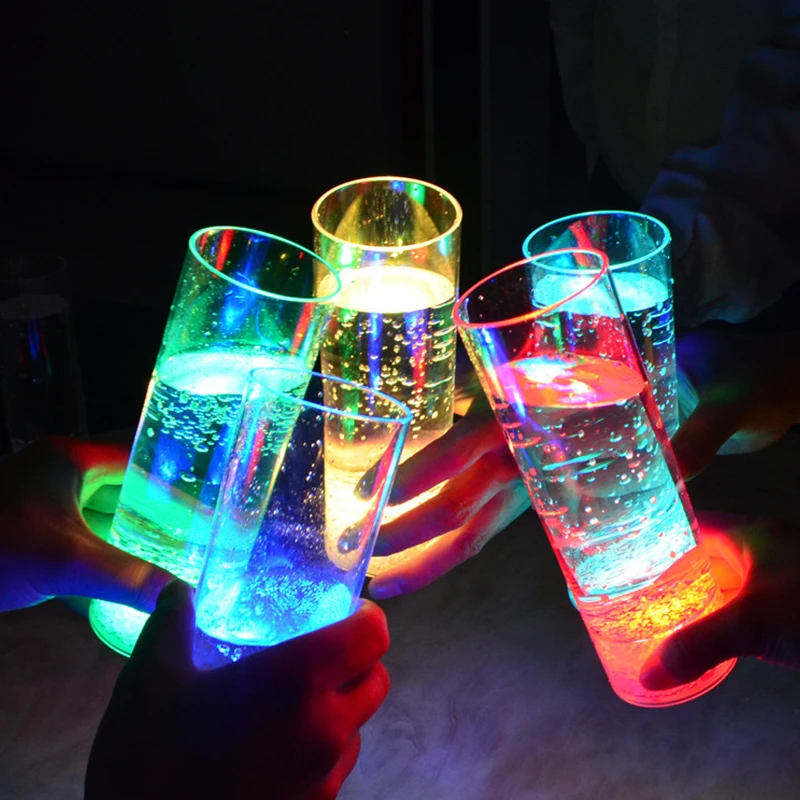 2023 New Food Grade Plastic Led Wine Glasses Party Accessories Colorful Glowing Wine Glasses Bar Nightclub Atmosphere Props