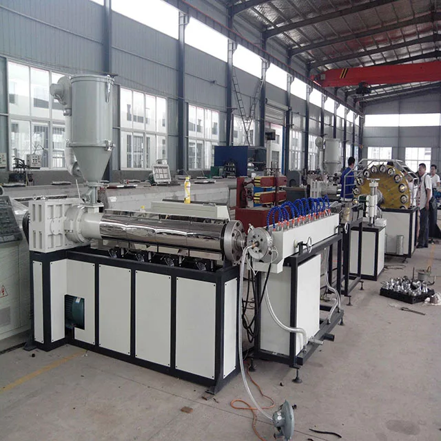 polyester fiber braiding reinforced PVC flexible high pressure hose extruder line poly yarn reinforced PVC garden hose extrusion