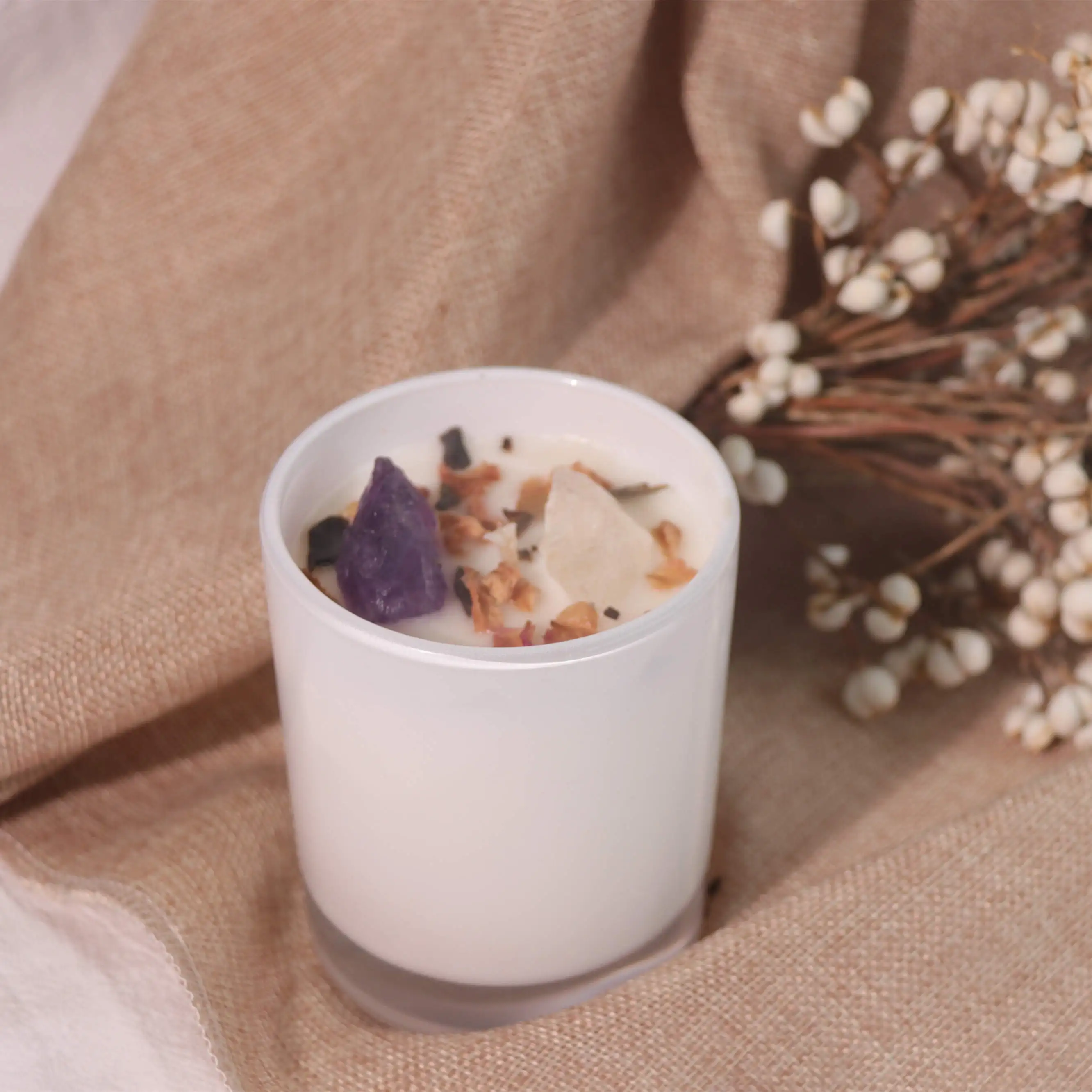 C&H Custom Logo Natural Essential Oils Aromatherapy Scented Candle Soy Wax with Rose Quartz Amethyst Citrine Clear Quartz