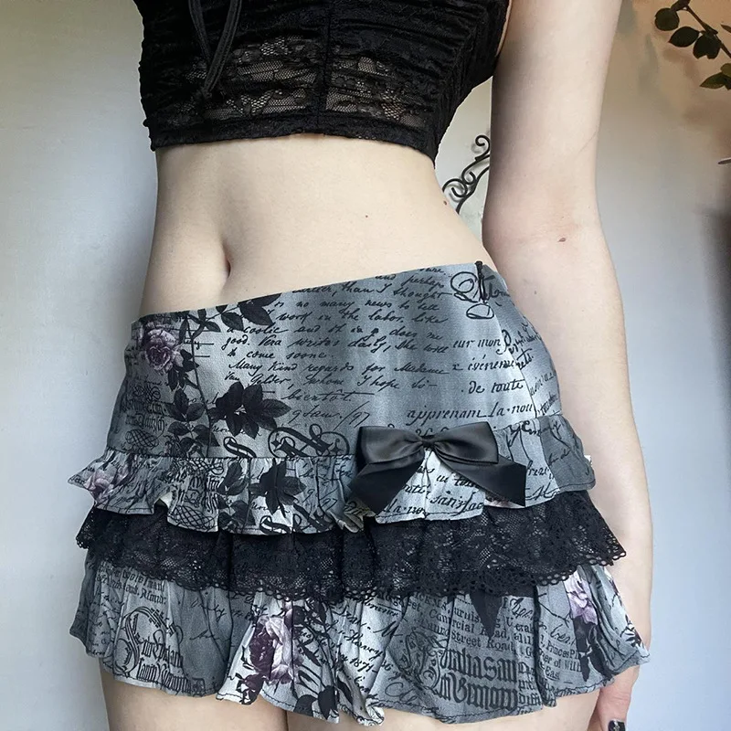Street punk style double-layer stitching lace mini skirt women pure desire sexy hot pleated skirt