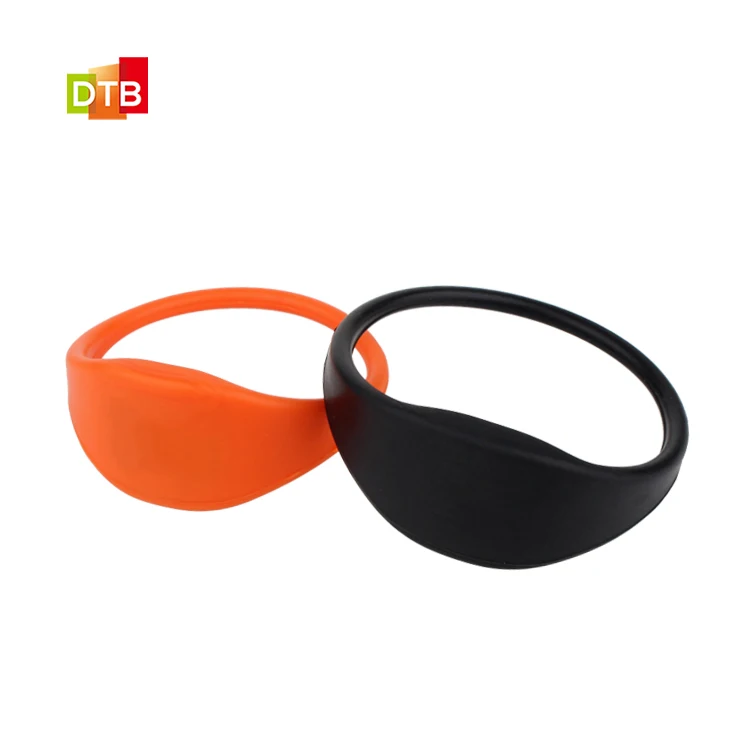 Cheap NFC Silicone Wristbands Smart Rubber Cashless Payment Sport Waterproof Hotel Event Ticket RFID Wristband Bracelet