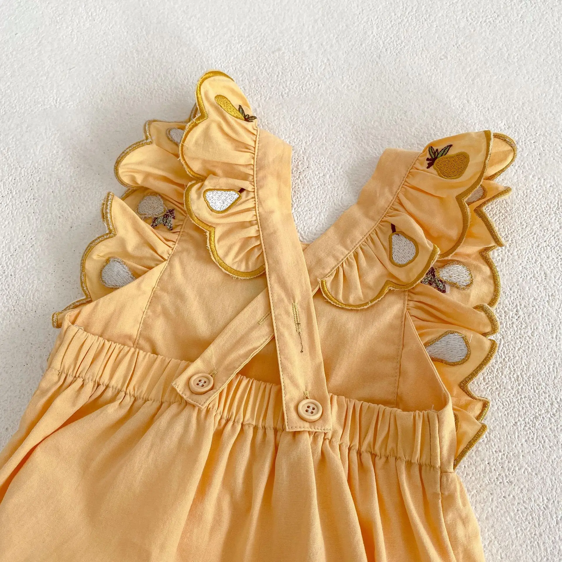 Wholesale ruffle style baby romper summer lovely baby girls suspender 100%cotton  Sleeveless baby Embroidered Romper