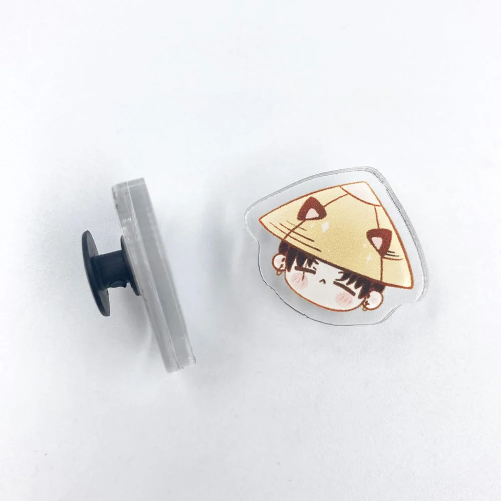Promotional custom plastic shoe pins charm anime designs acrylic cartoon decorations charms