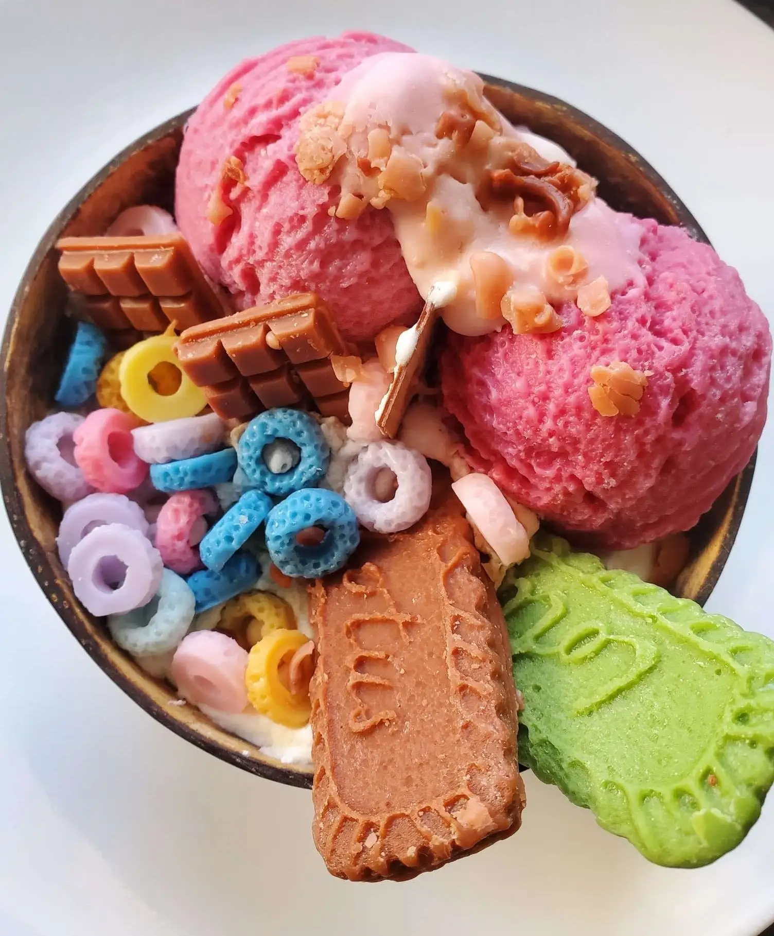 Bulk Hot-selling Organic Soy Wax Cereal Customization Fragrance Private Label Coconut Shell Scented Candles