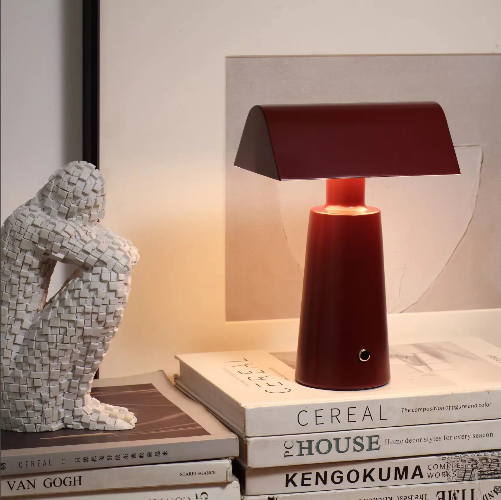 classic european led electroplated metal cordless table lamp rechargeable table lamp with touch control mini night table lamp