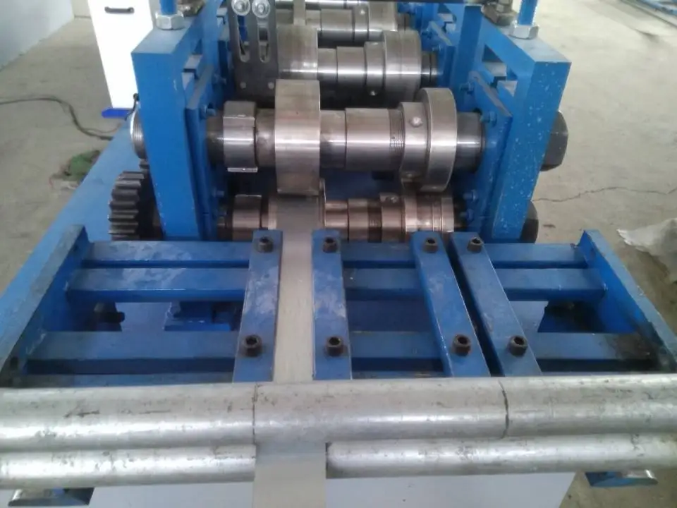 Angle and U Channel Two Channels in One Set Light Keel Profiles Roll Forming Machine