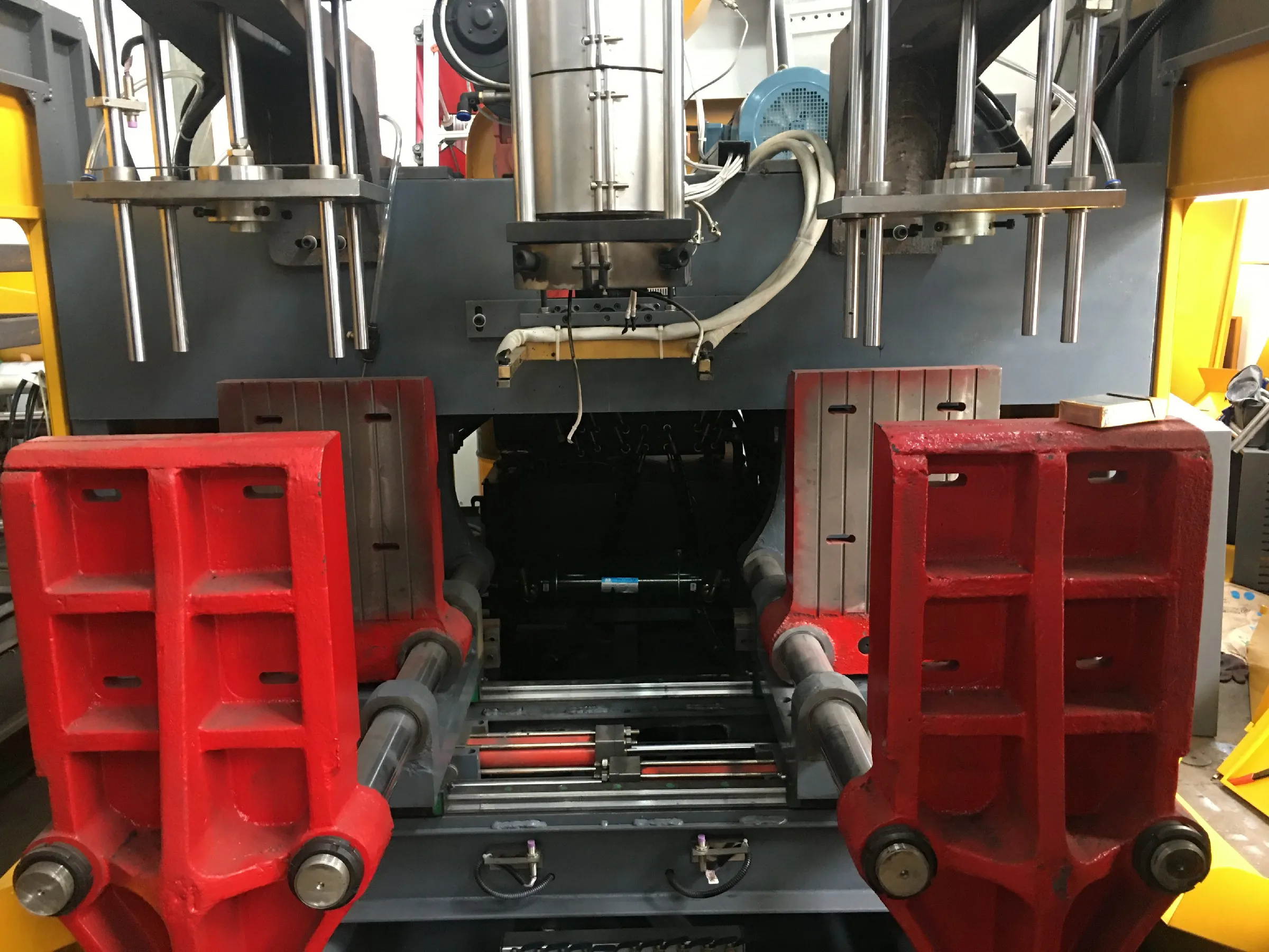 Машины для изготовления пластикового резервуара для воды 2000 мл/цилиндра для Песчаного Фильтра/машина для резервуара