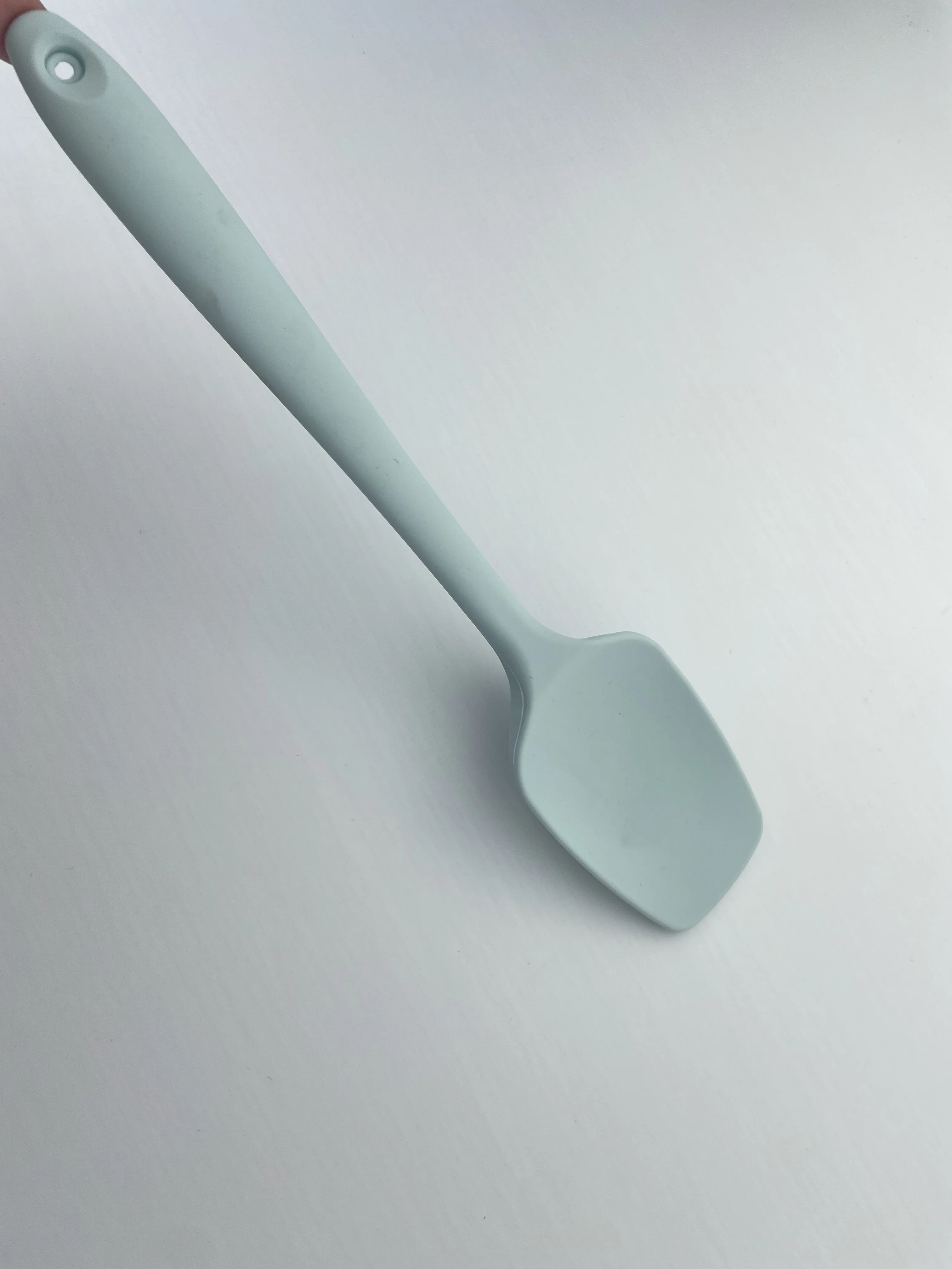Factory direct household silicone kitchen shovel, silicone kitchen shovel tools, cake shovel spoon
