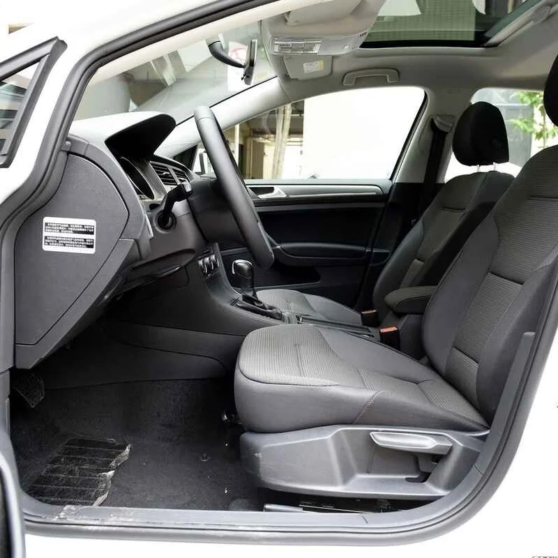 Hot Selling 2016 1.6L Automatic Comfort Golf Used Fuel Cars Second Hand Gasoline for commuting