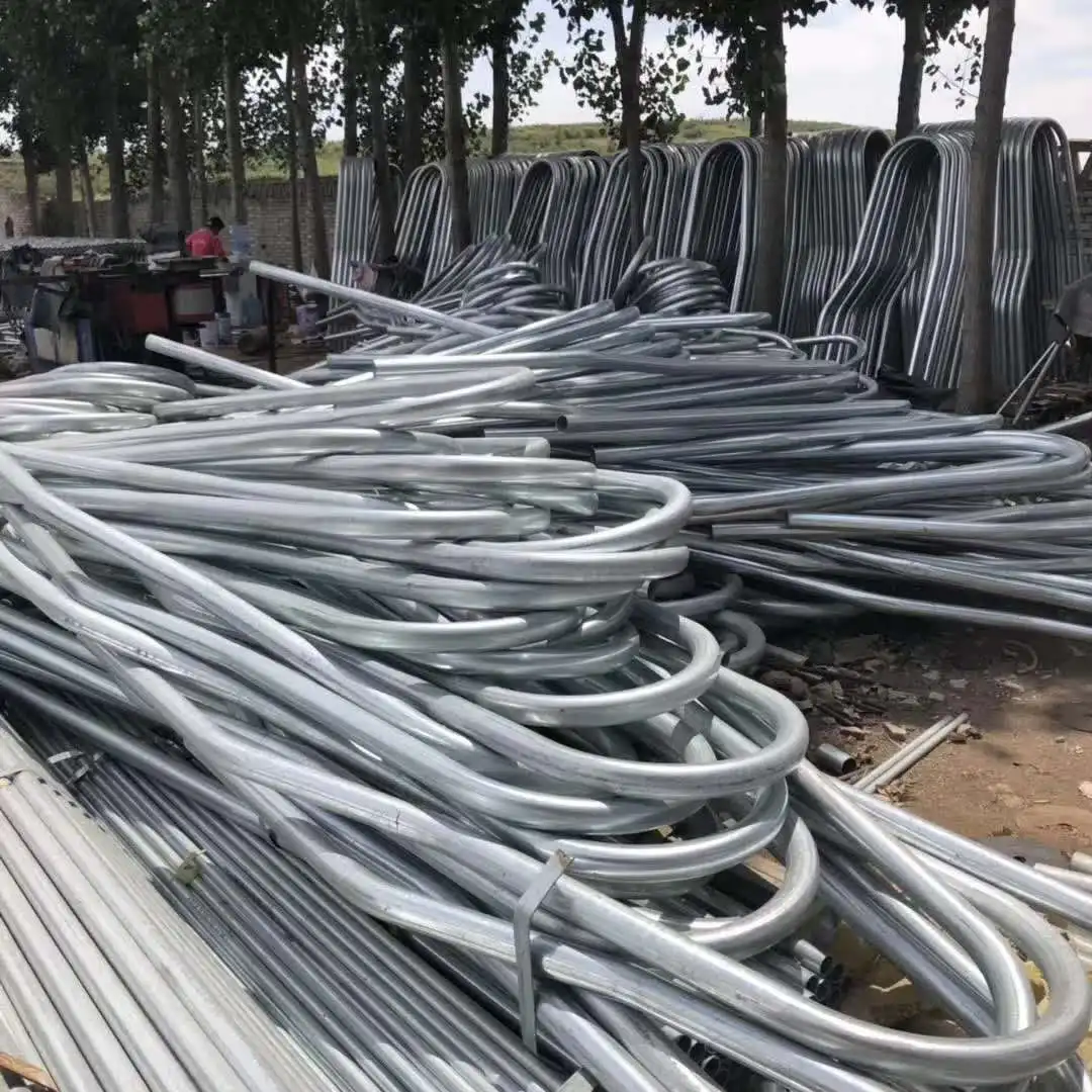 diary farm loops cow free stall