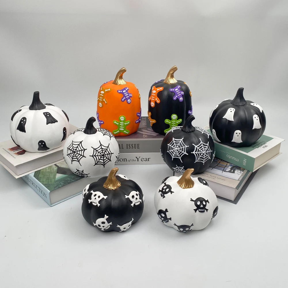 Harvest Festival Hand Painted  Porcelain Pumpkin Ornaments Indoor Outdoor Ceramic  Fall Pumpkin Crafts for Halloween Decor