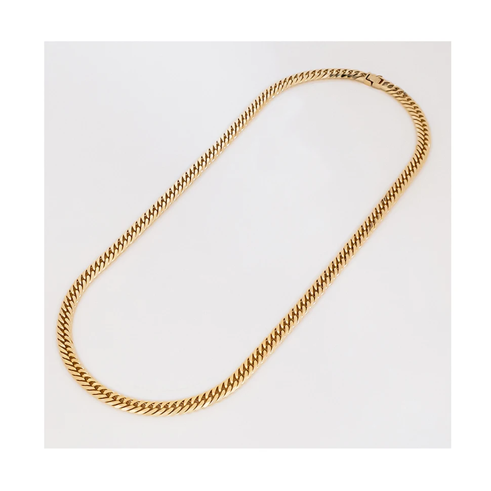 
Japan K18YG gold filled jewelry necklace with diamond bite cut on the surface 