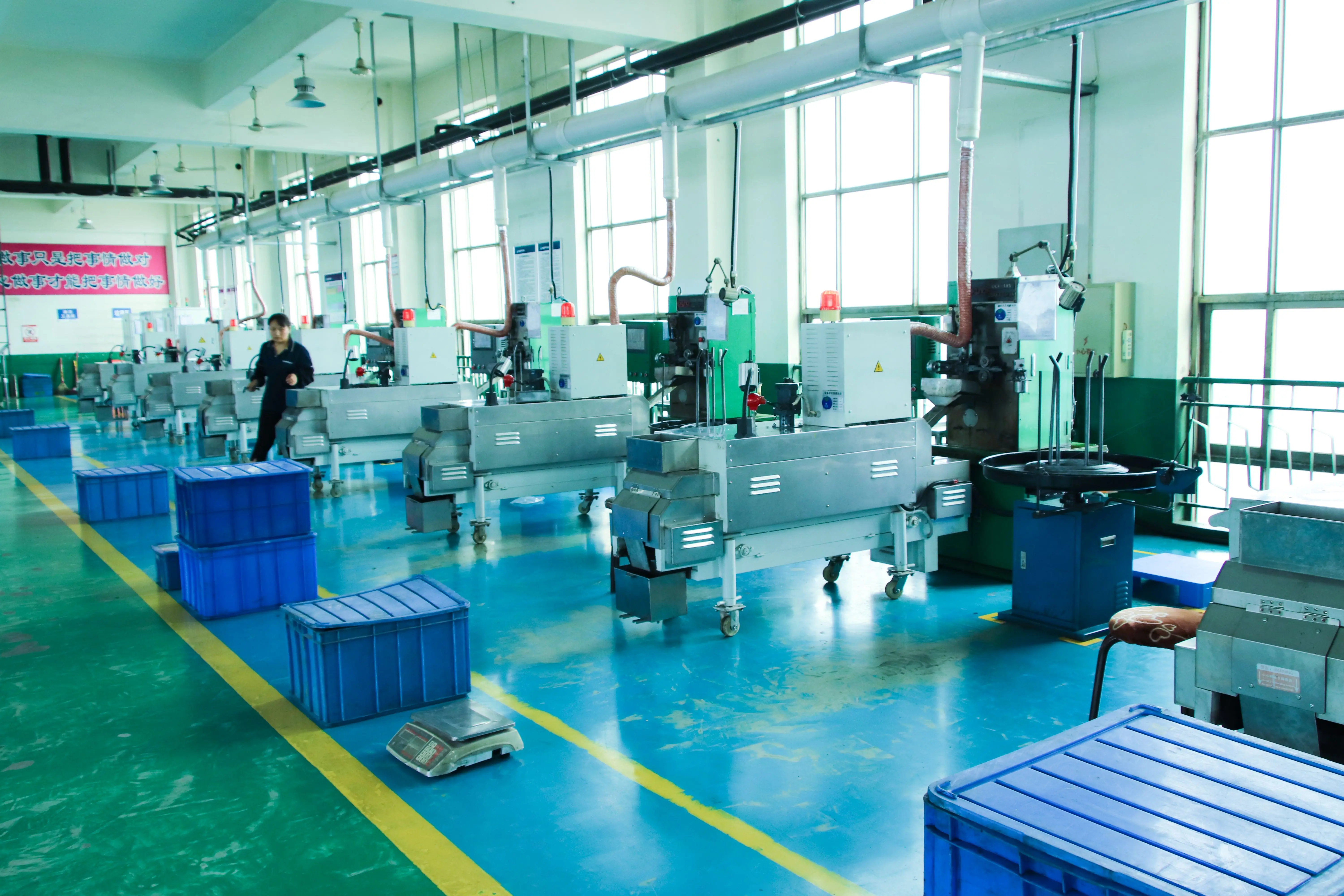 Huihuang Factory Supply  Custom High Precision Carbon Steel U Shaped Wire Forming Spring Clip