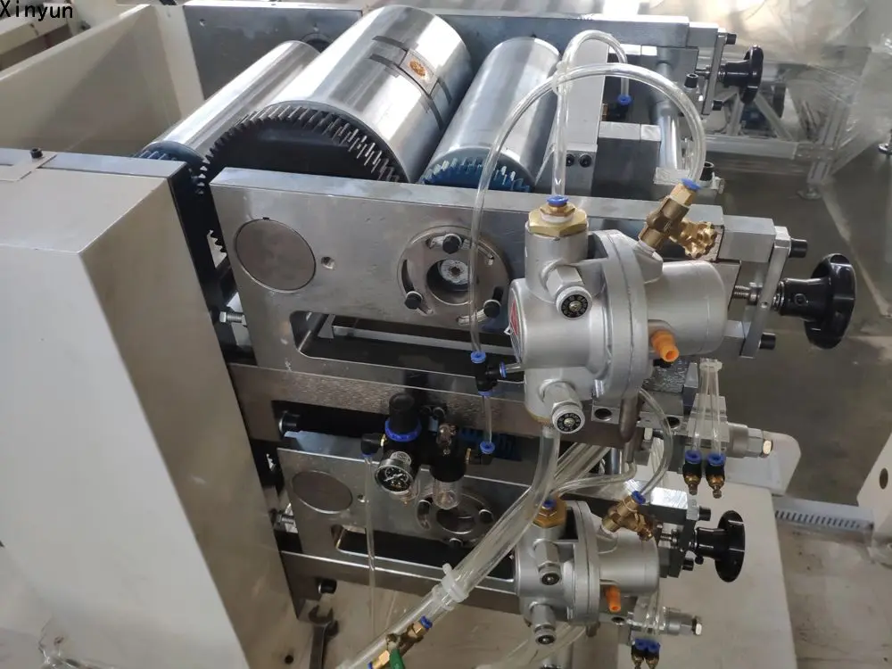 Facial Tissue Paper Folding Embossing Machine