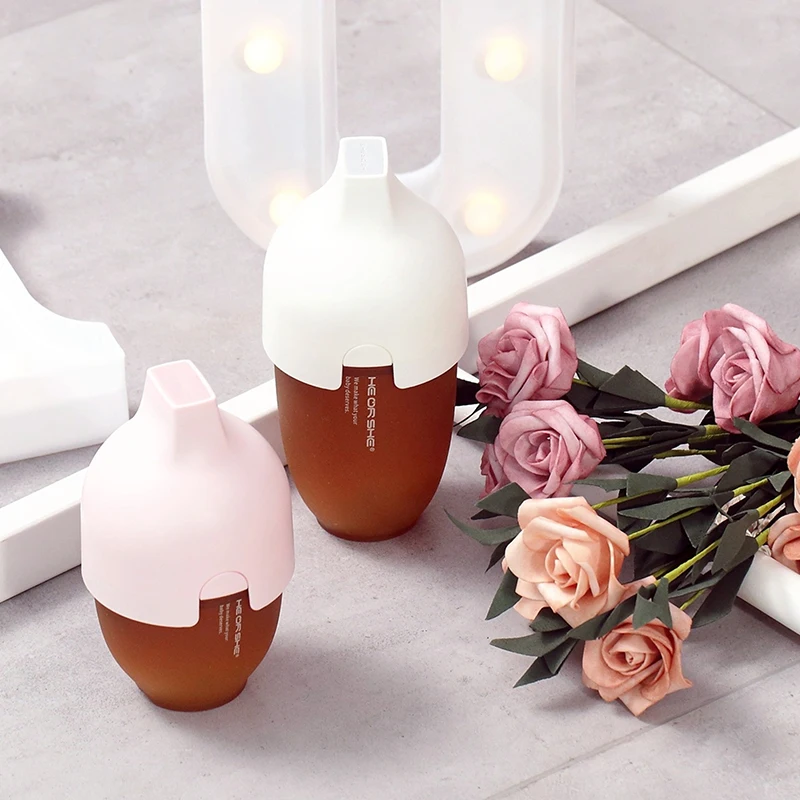 Hot selling BPA free Eco friendly Breastfeeding adult 240mL infant new born milk baby bottles