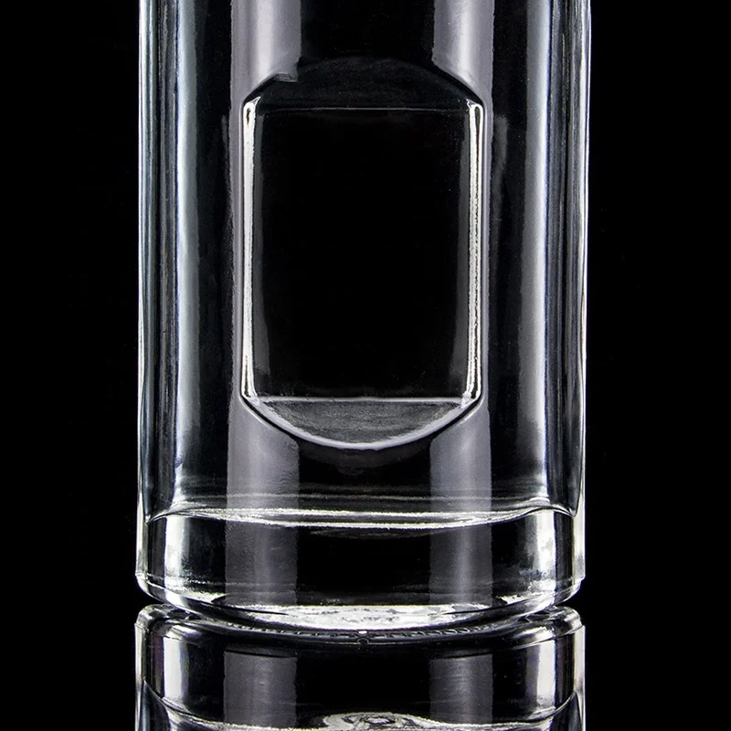 Customized Shaped 750ml Vodka Glass Bottle Cork Finish Clear Liquor bottle