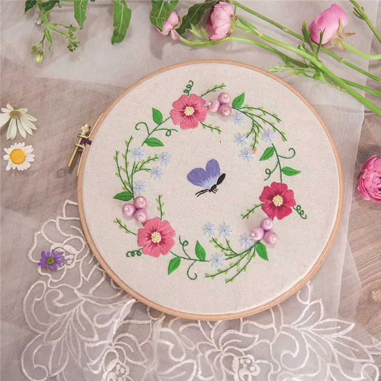 High Quality Yiwu Textile Fabric Crafts Custom Flower Pictures Simple Hand DIY 3 In 1 Embroidery Kit With 8 Inch Plastic Hoop