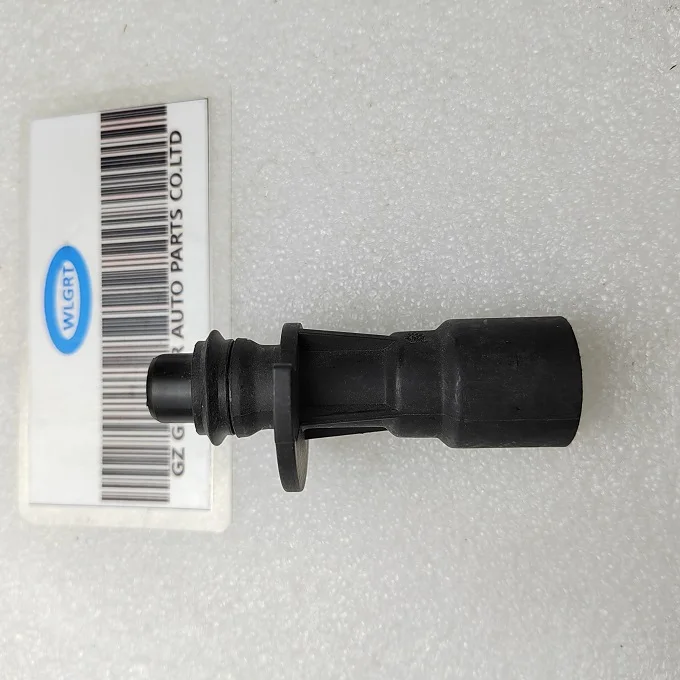 WLGRT OEM LR028136 Water Pump To Oil Cooler Pipe For Land Rover Range Rover L405 L320 L494 L560