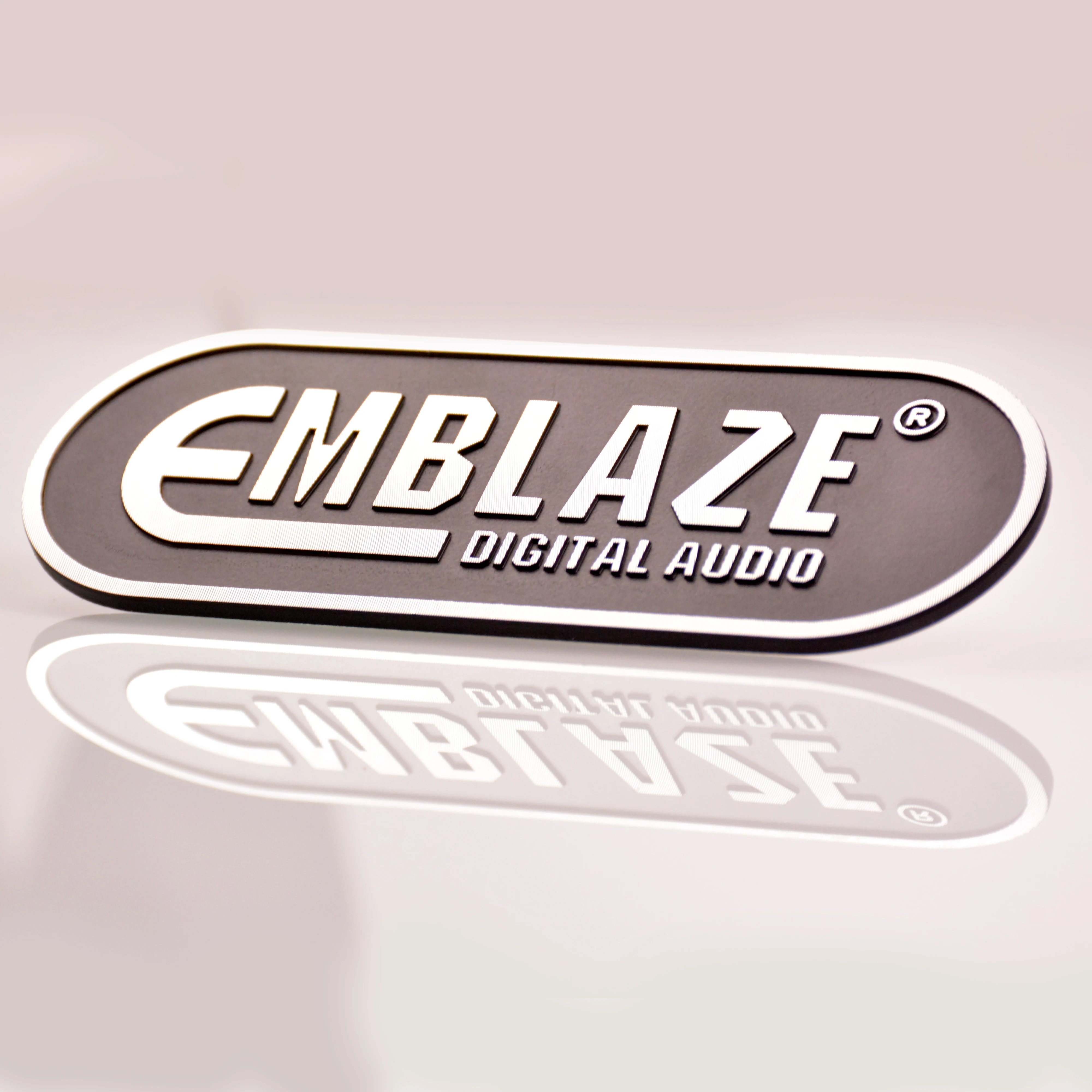
Custom Logo Machine Metal Nameplate Aluminum Nameplate Metal label product label stickers for private label create your own logo 