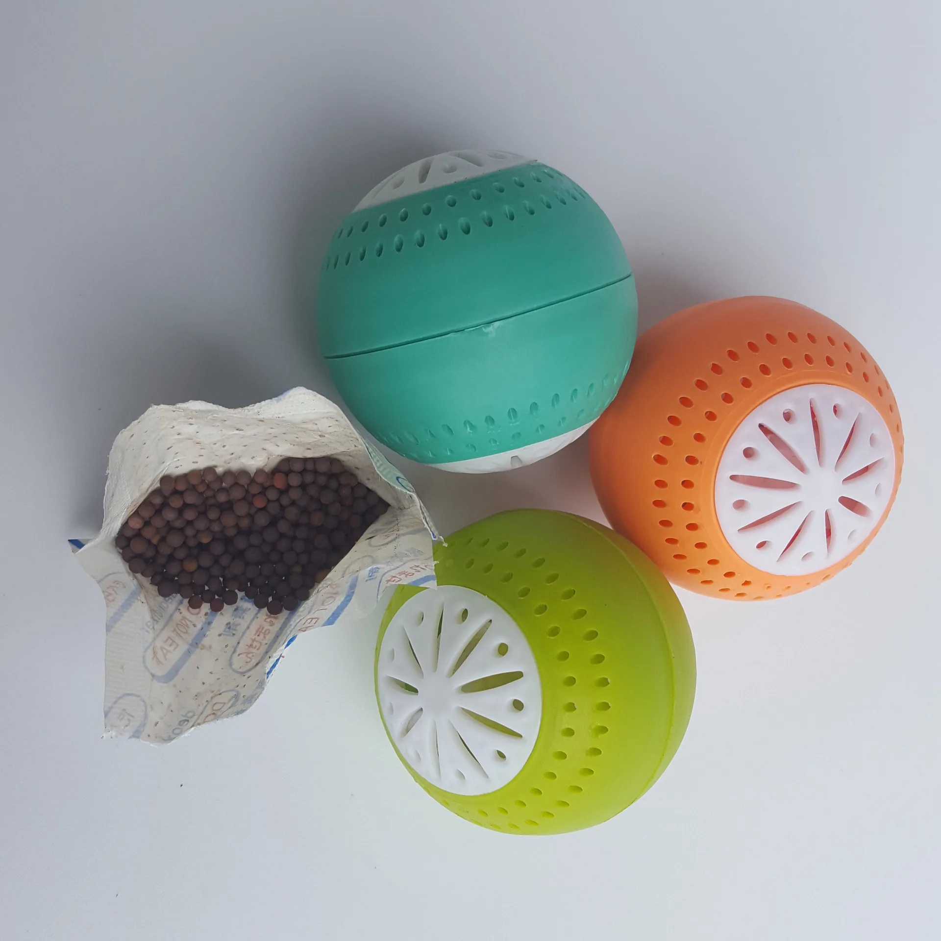 3Pcs Creative design fridge fresh ball  refrigerator balls Mini Keep fridge fresh  freezer ball