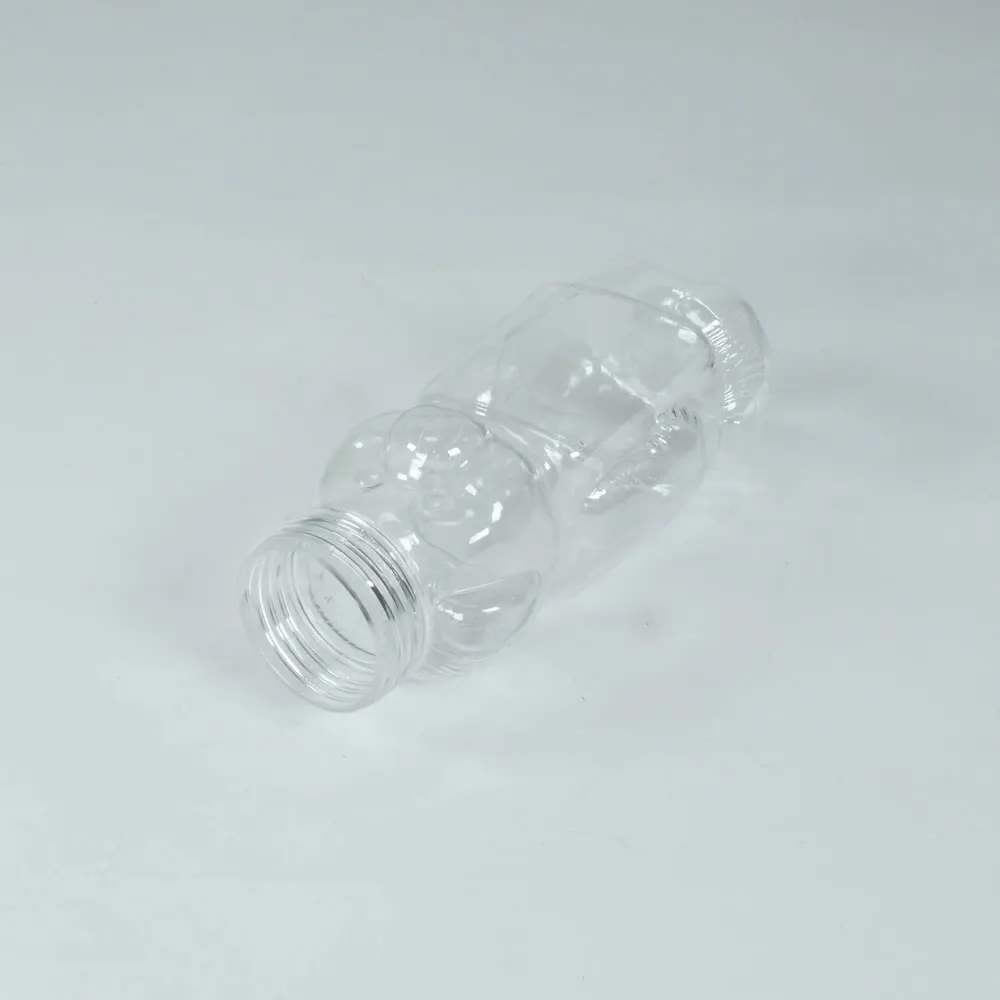 Unique animal bear shape squeeze plastic honey bottle pet material honey jars for sauce plastic container