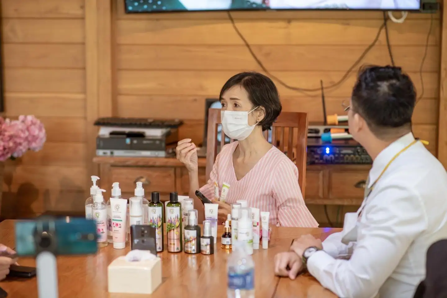 C9 HYA Vitamin C Brighten Skin serum Made in Thailand skin tighten the skin reduce wrinkles Basic care Foundation care