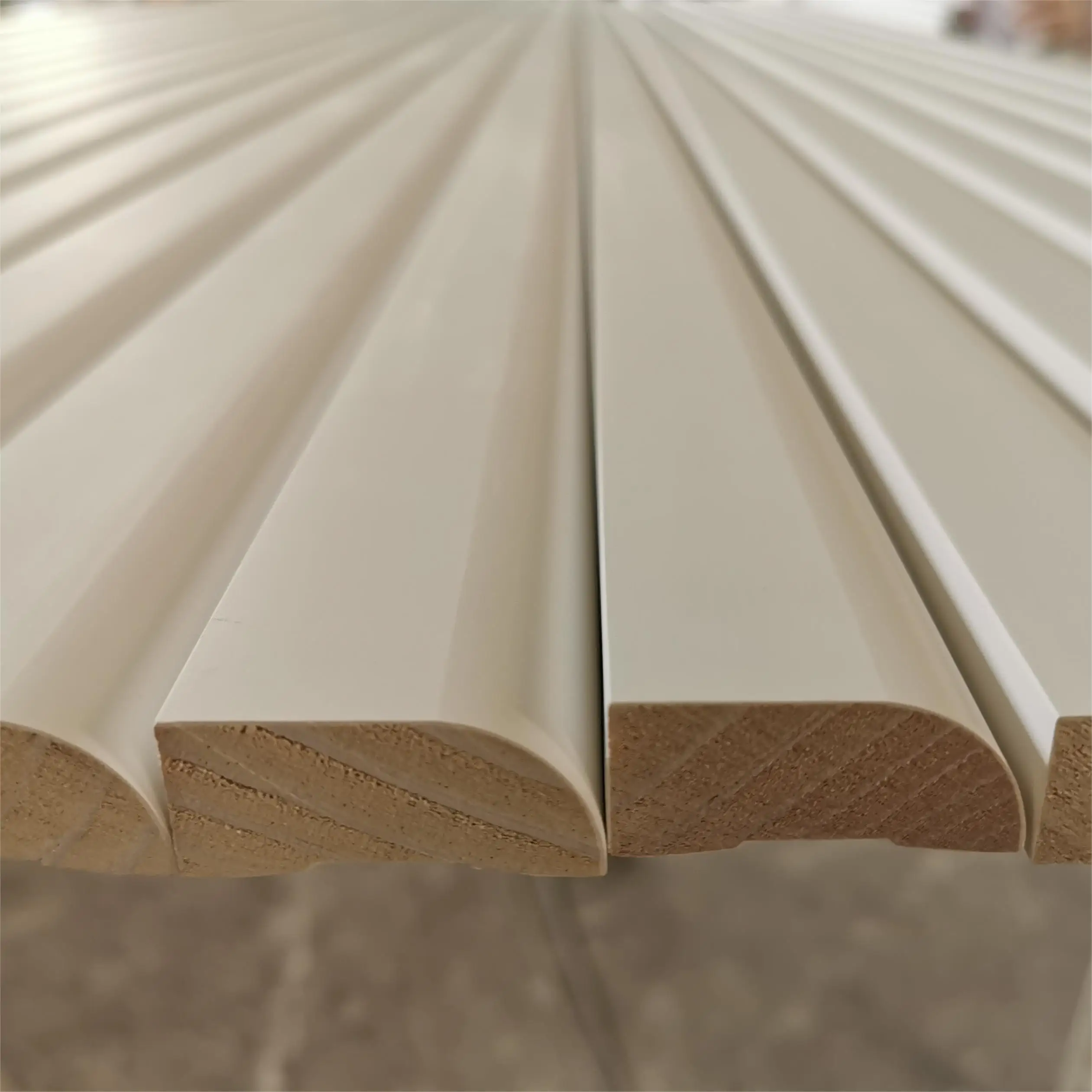 AUS NZ Excellent Versatile Millwork Pre-finished White Primed Radiata Pine Floor Quarter Pencil Round Shoe Molding Trim Pieces