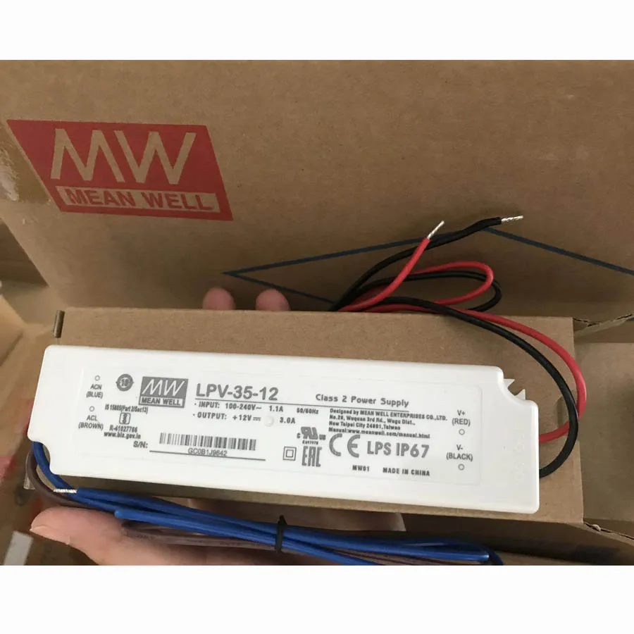LPC-60-1050 LPC-60-1400 LPC-60-1750 IP67 CC источник постоянного тока 1050 мА 1400 1750 60 Вт Средний светодиодный драйвер
