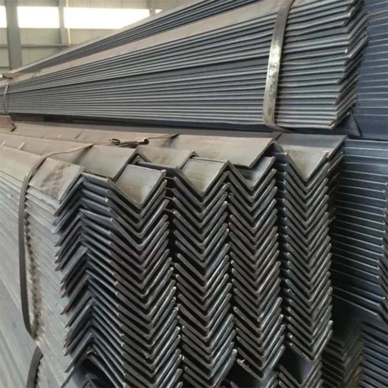SS400 Q235B ANGLE BAR GALVANIZED 3-24MM THICKNESS 50X50 63X63 6-12M GI EQUAL ANGLE BAR MANUFACTURER