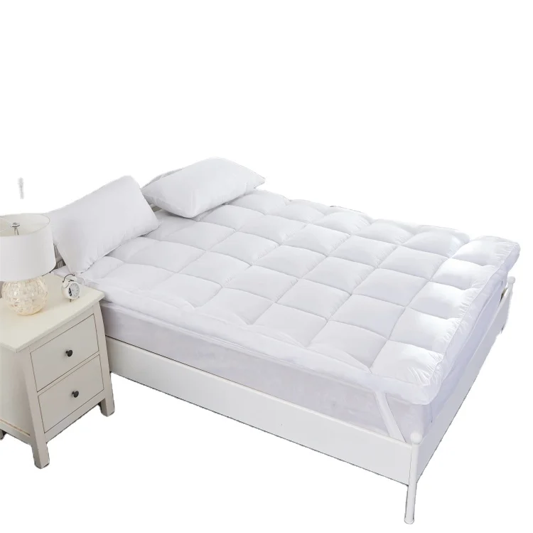 Professional service for a large OEM big order 10cm Gusset Thick Firm Hotel  Customize Size Polyester Filled Bed Mattress Topper