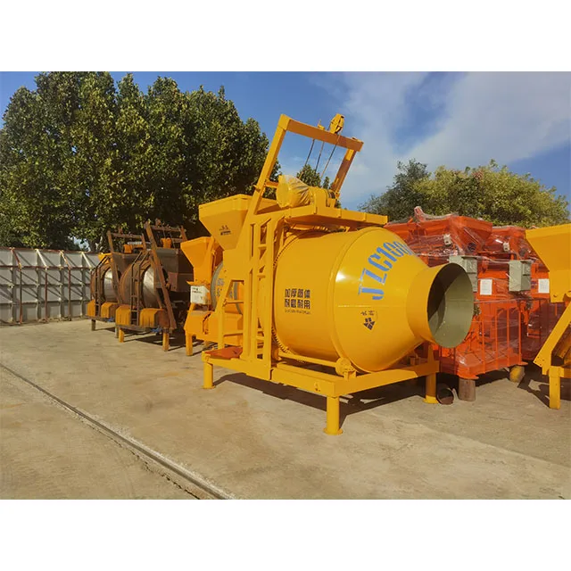 Small Self Feeding Mobile Cement Mixer Type Concrete Agitator Self-loading Concrete Mixer Machine For Sale