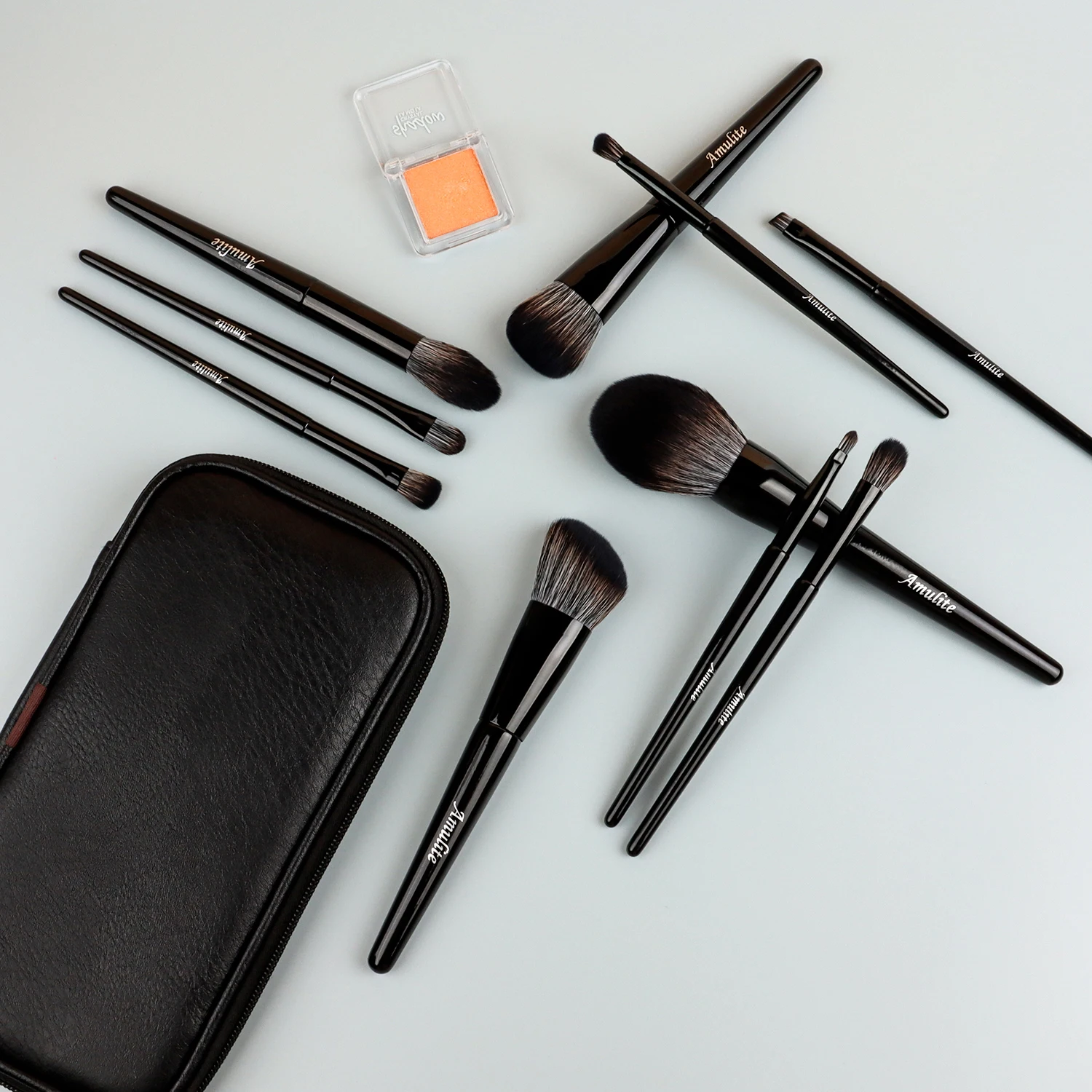 Foundation Eye Shadow Cosmetics Brush beauty Tool Kit 10pcs Black Synthetic Pro Luxury Makeup Brush Set With Logo