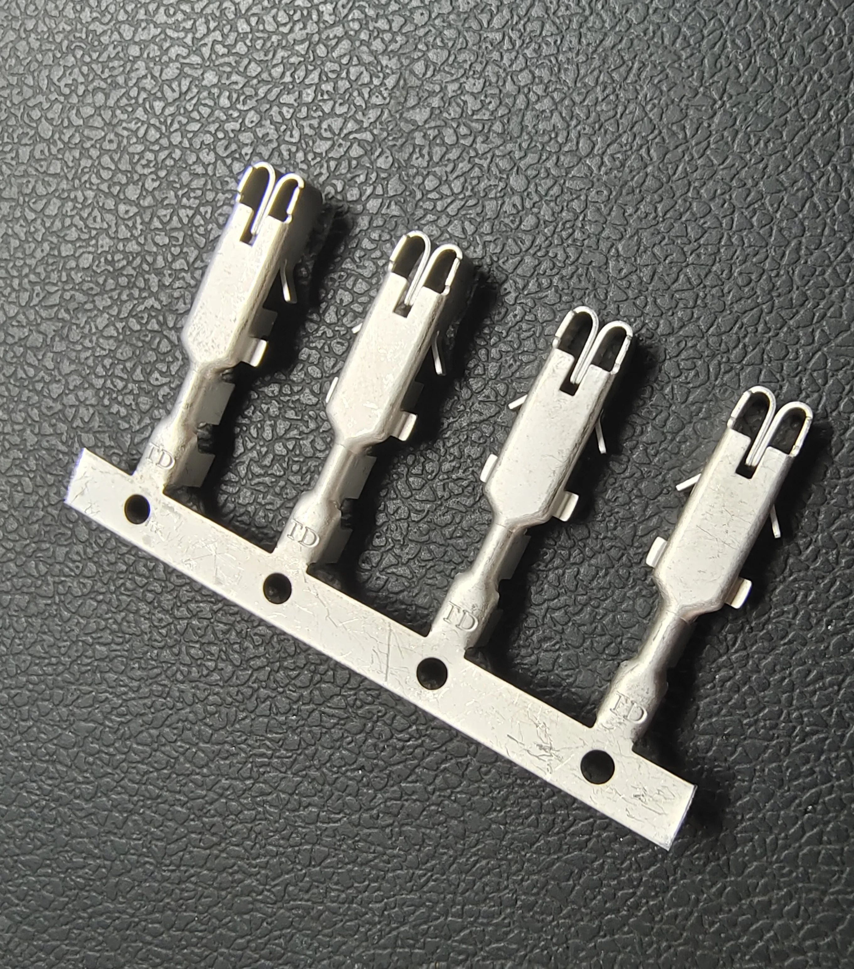 High Quality 0.01-1.0mm Brass Crimp Terminal Electrical Wire Connector for Industrial Wire Connecting