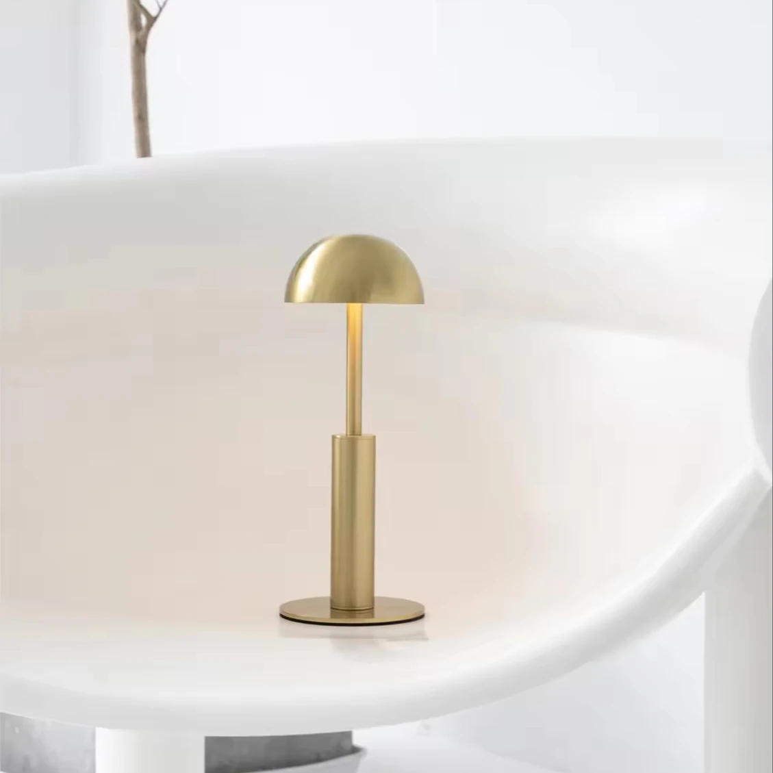 Modern style led lamp Rechargeable battery operated touch control lamp with USB charging room lamp