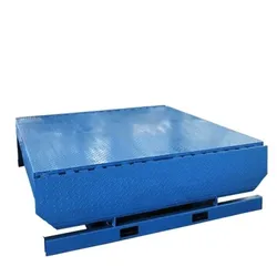 Portable loading dock ramp mobile container loading and unloading forklift work platform