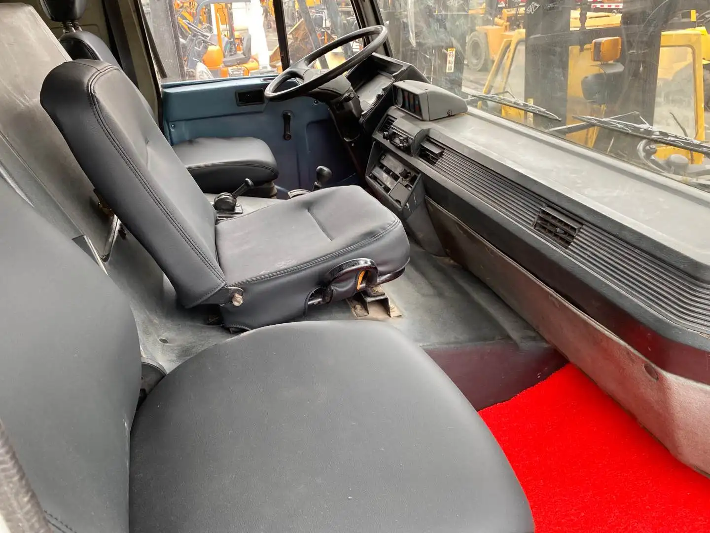 China Used Crane Machine Zoomlion QY100H 100 Ton Crane Truck 100 Ton Crane For Sale