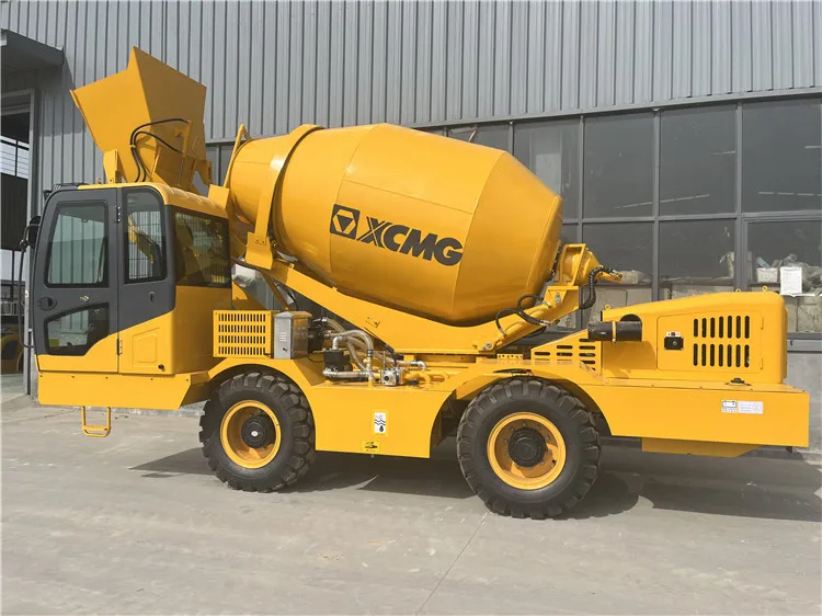 XCMG official SLM4000I 2023 New design mobile self-loading concrete mixer concrete mixer self loading truck