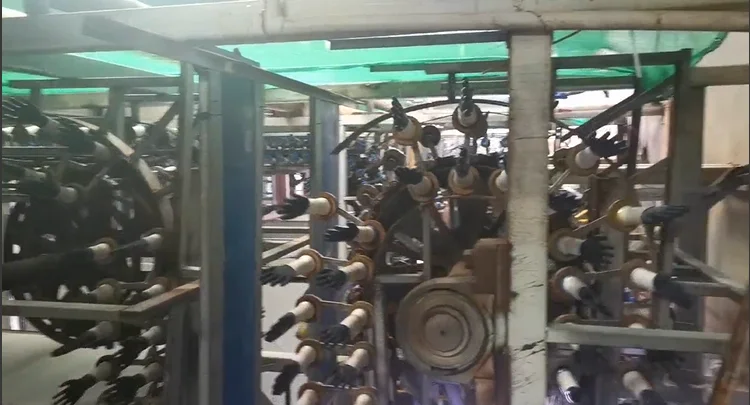 Black nitrile gloves household EN374 workout glove Best Price