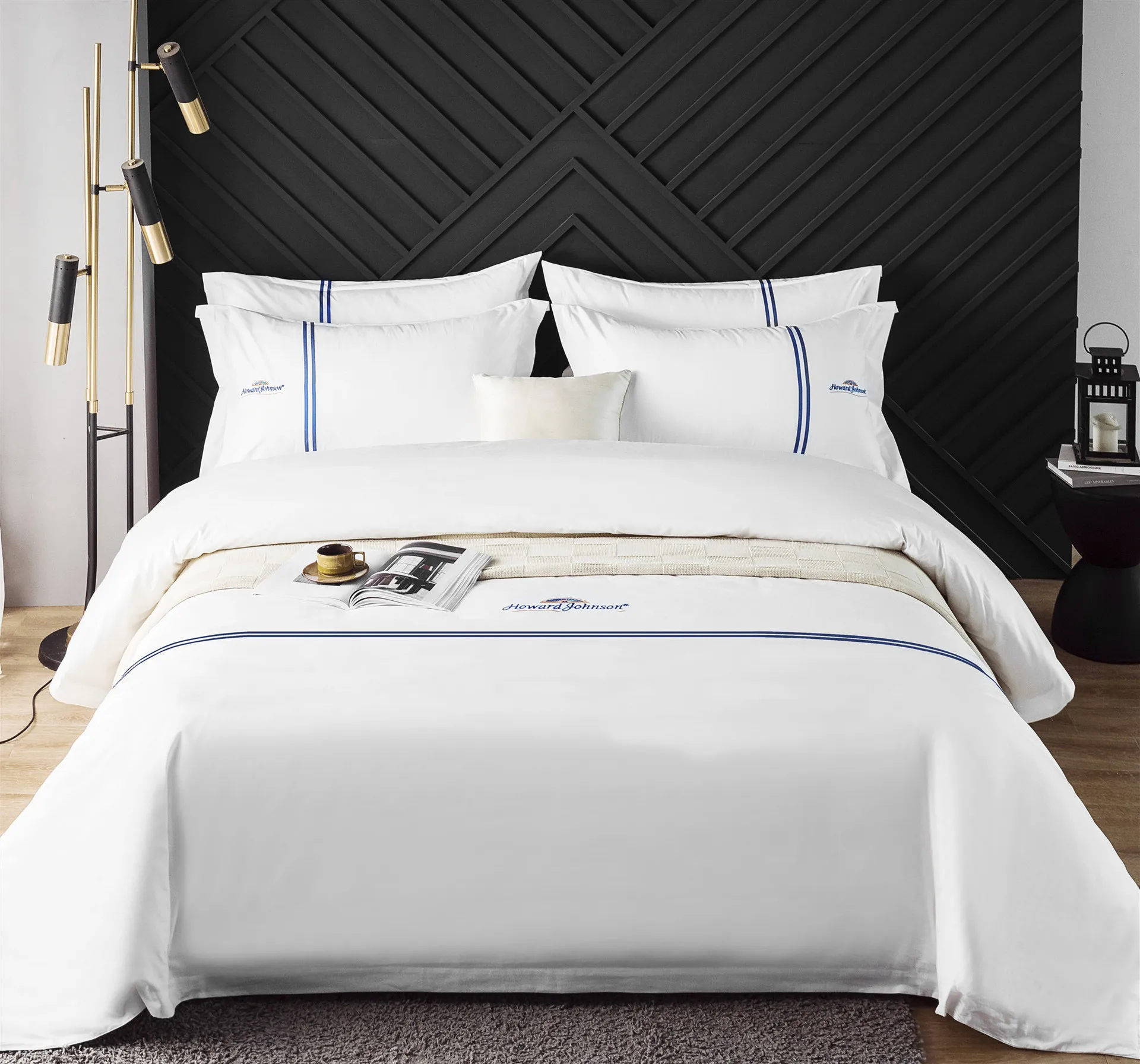Hotel bedsheet set white 100 cotton 4 pcs wholesale high-end simple pure white hotel linen bedding set