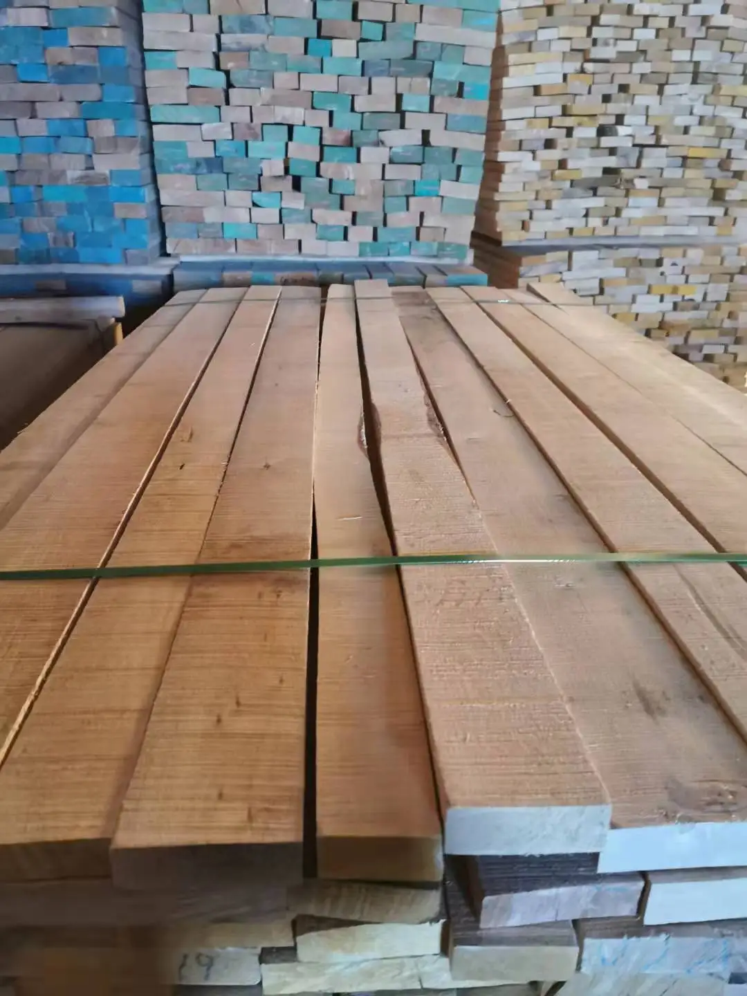 RUSSIAN BIRCH AND MAPLE BIRCH WOOD/LOGS/LUMBER/TIMBERS FOR SALE