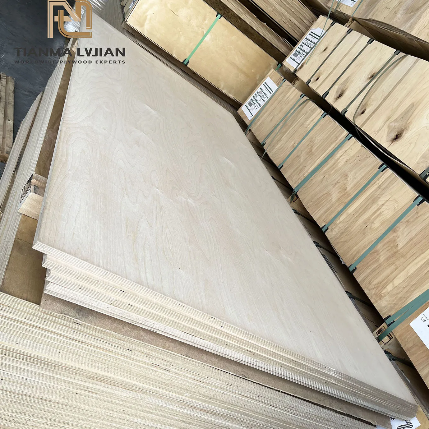 Custom 1525x1525 Mm Birch Plywood for Indoor Construction Interior