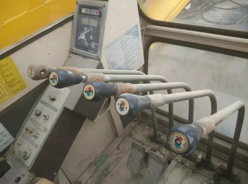 Used Tadano truck crane 30ton TL300E Japan truck crane 30 ton