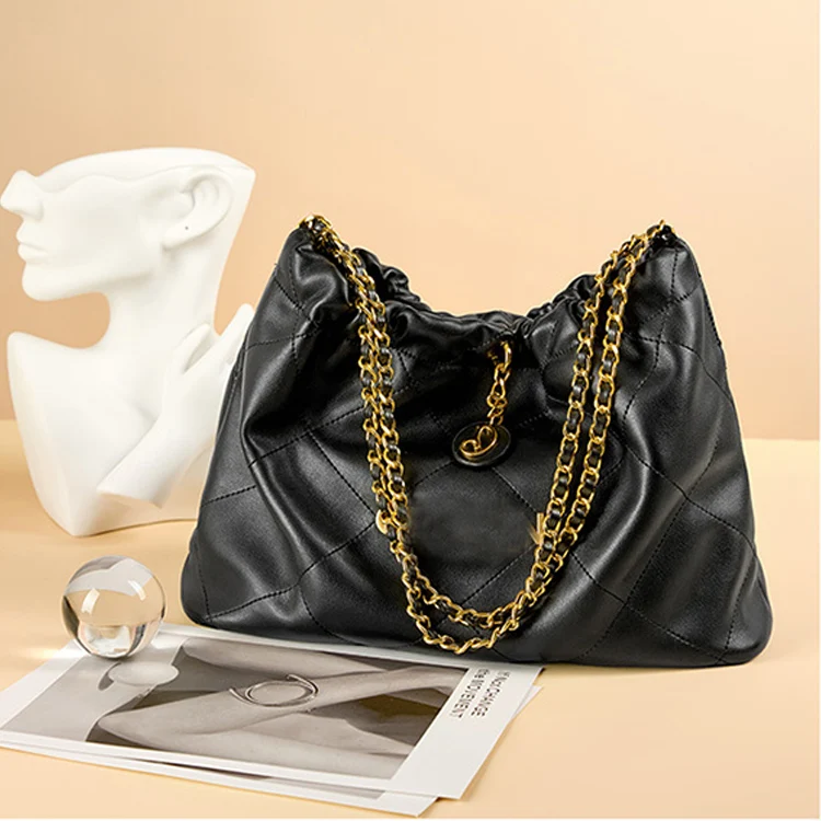 bag manufacturer Custom wholesale 2024 new ladies chain soft Genuine Leather vintage large capacity Shoulder Tote bags for women