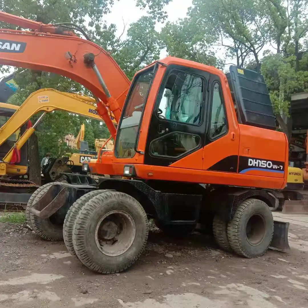  Колесный экскаватор DH150W-7 Doosan