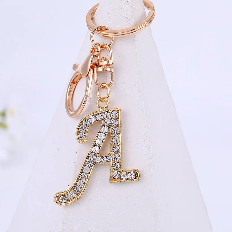 2021 Women Keychain 26 Alphabet Letter Rhinestone Gold Color Key Chain Charm Letter Key Chain Female Car metal Letter keychain