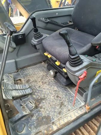 Good quality cheap used EC140b EC210b excavator volvo