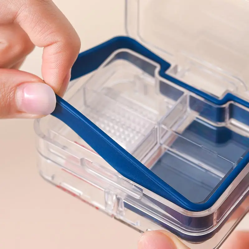 Medicine cutting grinding powder cutting tablets cutting grinding machine divided medicine box one half split household
