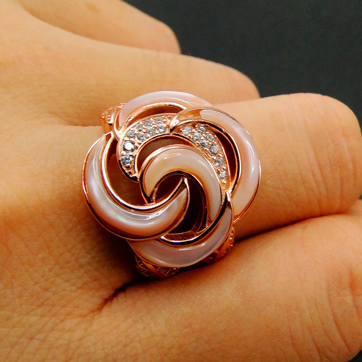 Beautiful 14K Rose Gold Kabana Inlay Pink Mother Of Pearl Engagement Ring Fine Jewelry