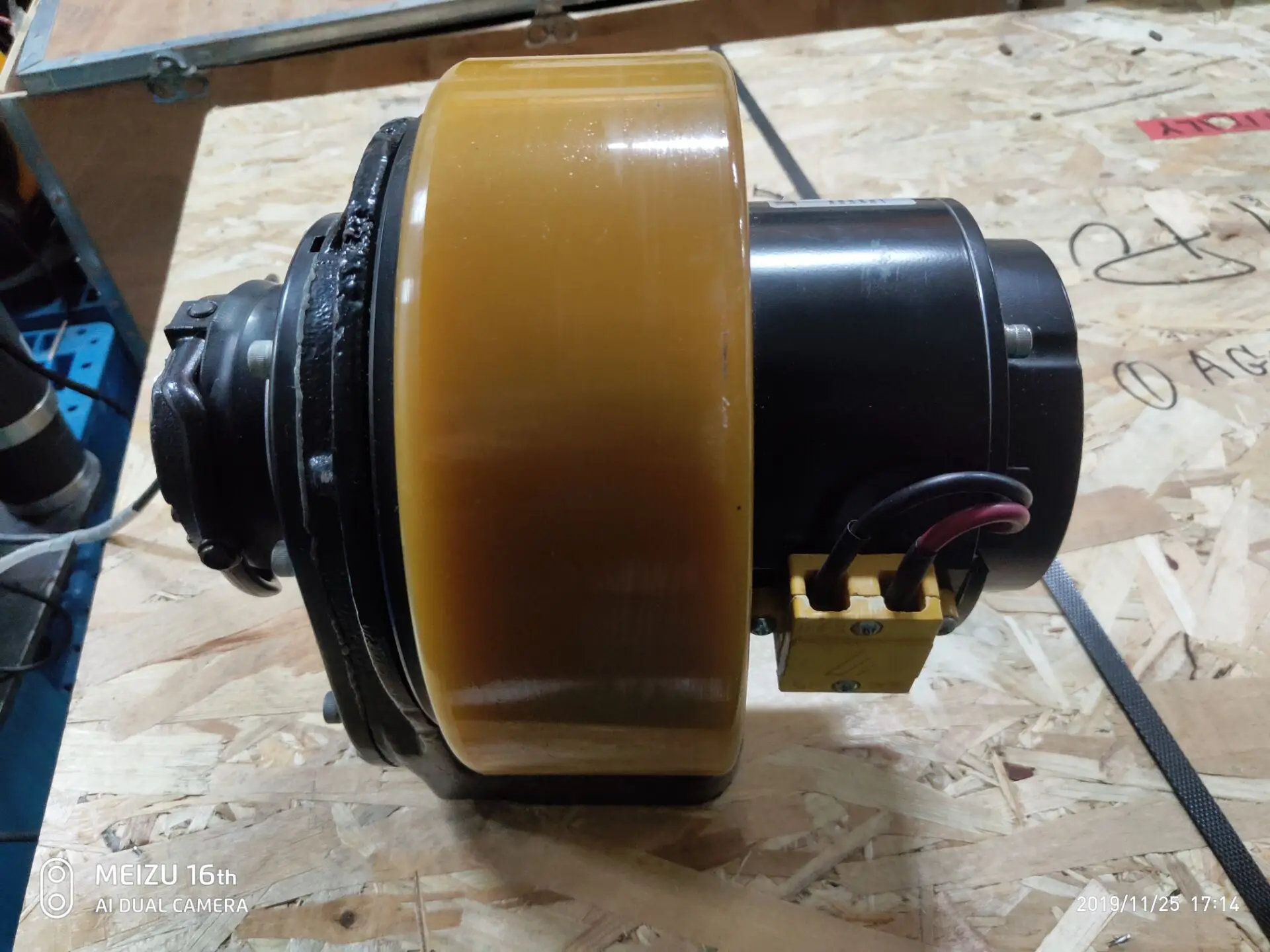 High Ground Adaptable Robotic Spare Parts for Forklift Logistics Automated Vehicle Brushless DC Motor  AGV Wheel Drive